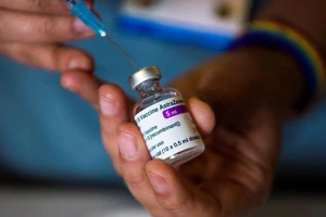 Tập trung mọi nguồn lực thực hiện chiến lược vaccine