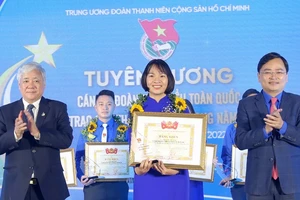 94 cán bộ đoàn nhận Giải thưởng Lý Tự Trọng năm 2022