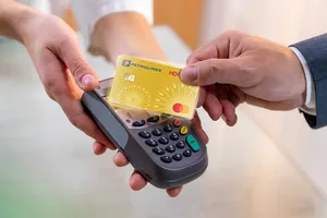 Nhu cầu thanh toán không dùng tiền mặt tăng cao