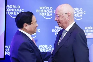 Thủ tướng dự hội nghị WEF Davos: Hợp tác trong kỷ nguyên thông minh