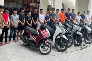 Các đối tượng tại cơ quan điều tra. Ảnh: CACC