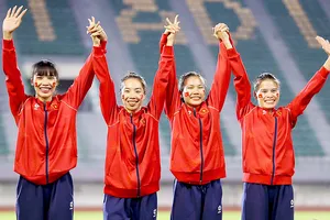 Tổ tiếp sức 4x400m nữ giành HCV tại SEA Games 33. Ảnh: DŨNG PHƯƠNG