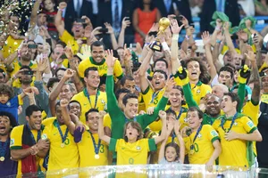 Với 4 chức vô địch, Brazil thực sự là “Vua trong các vị vua” tại Confederations Cup.