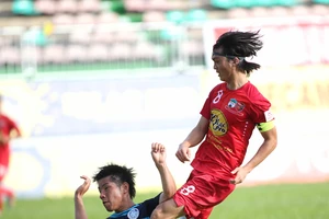 Tuấn Anh sẽ trở lại ở giai đoạn lượt về V-League 2017 với nhiều kỳ vọng của người hâm mộ phố Núi. Ảnh: T.L