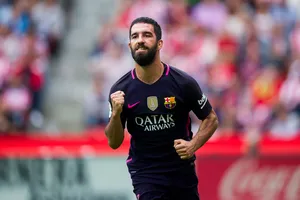 Arda Turan quyết không rời Barca