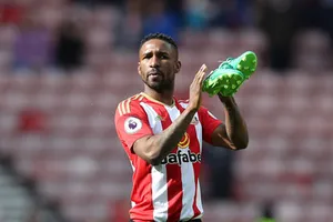 Jermain Defoe trong màu áo Sunderland mùa qua.