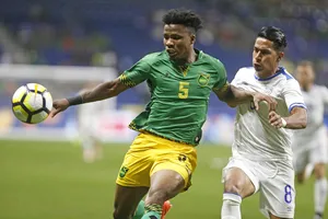 Bất phân thắng bại, Jamaica cùng El Salvador dắt tay nhau vào tứ kết. 