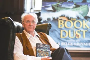 Nhà văn Philip Pullman ra sách mới sau 17 năm