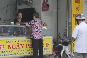 Đại lý vé số không phải quyết toán thuế thu nhập cá nhân Ảnh: THÀNH TRÍ