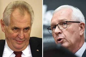 Tổng thống Czech đương nhiệm Zeman (trái) và đối thủ chính của ông, cựu Chủ tịch Viện Hàn lâm Khoa học Czech Jiri Drahos. Ảnh: Express.co.uk