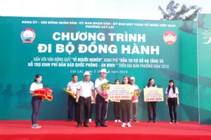 Trường Cao Đẳng Kỹ thuật Hải quân: Đóng góp 50 triệu đồng cho Quỹ vì người nghèo