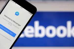 Facebook liên kết với ngân hàng