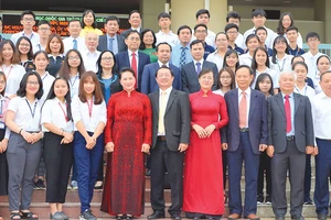 Trường đại học có trách nhiệm đóng góp hoàn chỉnh hệ thống quản lý nhà nước