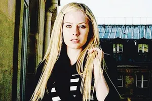 Avril Lavigne trở lại làng âm nhạc Mỹ
