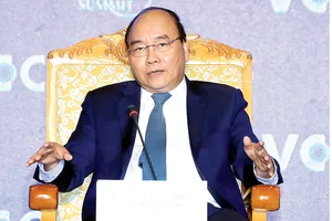 Thủ tướng Nguyễn Xuân Phúc phát biểu tại hội nghị Thượng đỉnh Kinh doanh Việt Nam