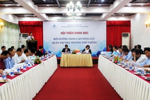 Toàn cảnh Hội thảo khoa học bồi dưỡng nâng cao năng lực quản trị nhà trường phổ thông