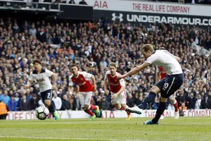 Tottenham trong trận thắng Arsenal 2 - 0, tại vòng 34.