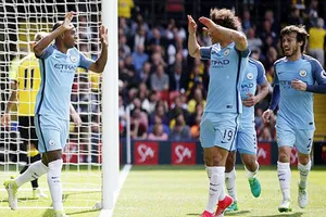 Niềm vui của các cầu thủ Manchester City trong trận đấu với Watford. Ảnh: Dailymail