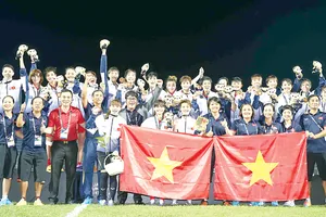 Tuyển nữ Việt Nam đăng quang thuyết phục