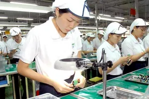 Tăng trưởng kinh tế gắn với tăng lương và tạo việc làm