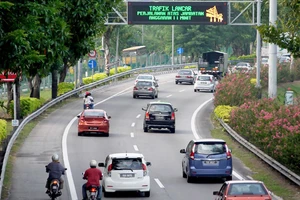 ASEAN cần thêm nhiều vốn đầu tư vào cơ sở hạ tầng. Ảnh: Một con đường ở Indonesia