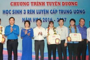 Tuyên dương “Học sinh 3 rèn luyện” cấp Trung ương 