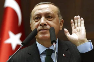  Tổng thống Thổ Nhĩ Kỳ Recep Tayyip Erdogan sẽ đến Paris . Ảnh: AP