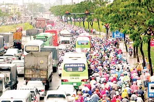 Ùn ứ ở đường Xô Viết Nghệ Tĩnh, quận Bình Thạnh, TPHCM