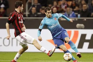 AC Milan khó lòng vượt qua Arsenal để vào vòng tứ kết