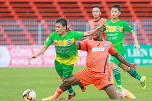 BXH vòng 10-Nuti Cafe V.League 2018: Bình Dương tạm chiếm ngôi nhì của Quảng Ninh