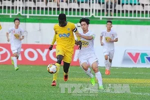 Lịch thi đấu vòng 21 Nuti Cafe V.League 2018: TPHCM làm khách trên sân Tam Kỳ