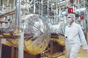 Mỹ tăng sức ép lên Iran
