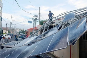 Cơn bão Soulik gây nhiều thiệt hại tại Hàn Quốc. Ảnh: YONHAP News