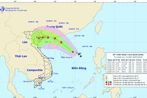 Chùm ảnh đường đi và vị trí cơn bão. Ảnh: Trung tâm Dự báo khí tượng thủy văn quốc gia