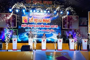 Quang cảnh khai mạc Hội chợ khuyến mãi năm 2019 