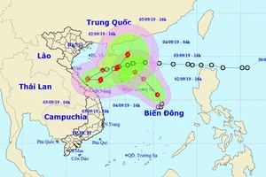 Chùm ảnh đường đi và vị trí cơn bão. Nguồn: TT Dự báo khí tượng thủy văn Quốc gia