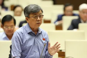 Đại biểu Trương Trọng Nghĩa phát biểu. Ảnh: TTXVN