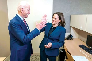 Liên danh của đảng Dân chủ tranh cử Tổng thống Mỹ Joe Biden - Kamala Harris. Ảnh: EPA