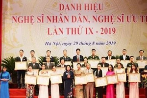 Công bố 86 hồ sơ xét tặng Nghệ nhân nhân dân