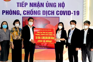 Tiếp tục ủng hộ phòng chống dịch Covid-19