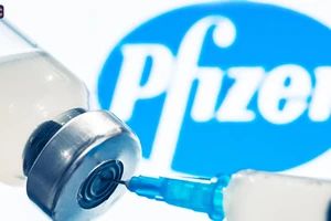 Pfizer và Moderna nâng giá vaccine tại thị trường EU