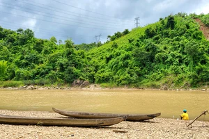 Sông Đắk Bla đoạn qua làng du lịch Kon Kơ Tu sẽ bị ảnh hưởng nếu xây dựng thủy điện Đắk Bla 3