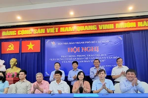 Hội Nhà báo TPHCM thực hiện ký kết triển khai phong trào xây dựng môi trường văn hóa trong cơ quan báo chí