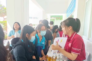 Loay hoay chuyển đổi môn học cho học sinh lớp 10