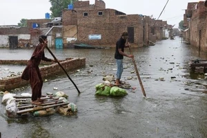 Gần 1,7 tỷ USD cho dự án cứu trợ lũ lụt ở Pakistan