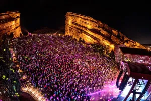 Red Rocks Amphitheatre - Vườn xuân âm nhạc ngoài trời