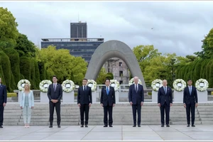 Các nhà lãnh đạo G7 đến thăm Bảo tàng tưởng niệm hòa bình Hiroshima. Ảnh: NIKKEI ASIA