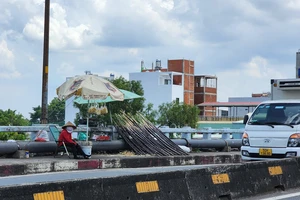 Tiềm ẩn nguy cơ mất an toàn giao thông trên cầu Trường Đai