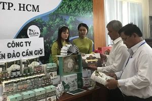 Một sản phẩm tổ yến chế biến ở Cần Giờ đạt chứng nhận OCOP 4 sao (sản phẩm cấp tỉnh-TP, đạt tiêu chuẩn, có chứng nhận quản lý chất lượng)