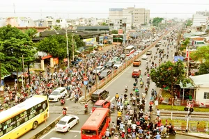 Khơi thông điểm nghẽn hạ tầng giao thông